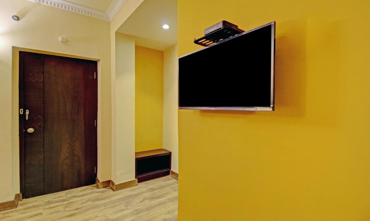 Treebo Asl Prime, Near Ballygunge Railway Station Calcutá Exterior foto
