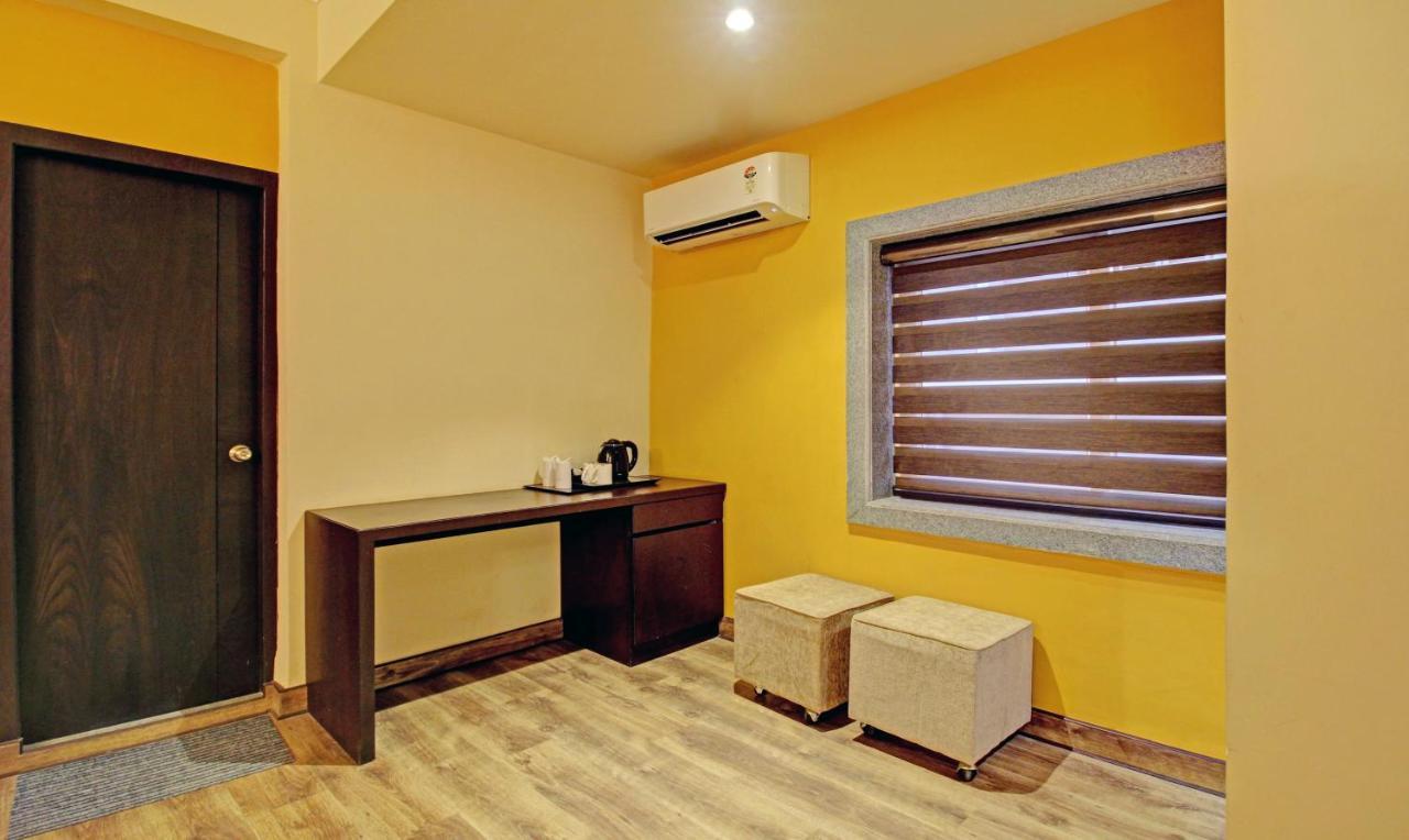 Treebo Asl Prime, Near Ballygunge Railway Station Calcutá Exterior foto