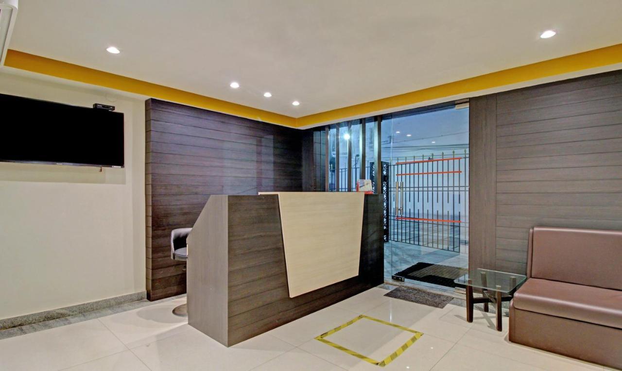 Treebo Asl Prime, Near Ballygunge Railway Station Calcutá Exterior foto